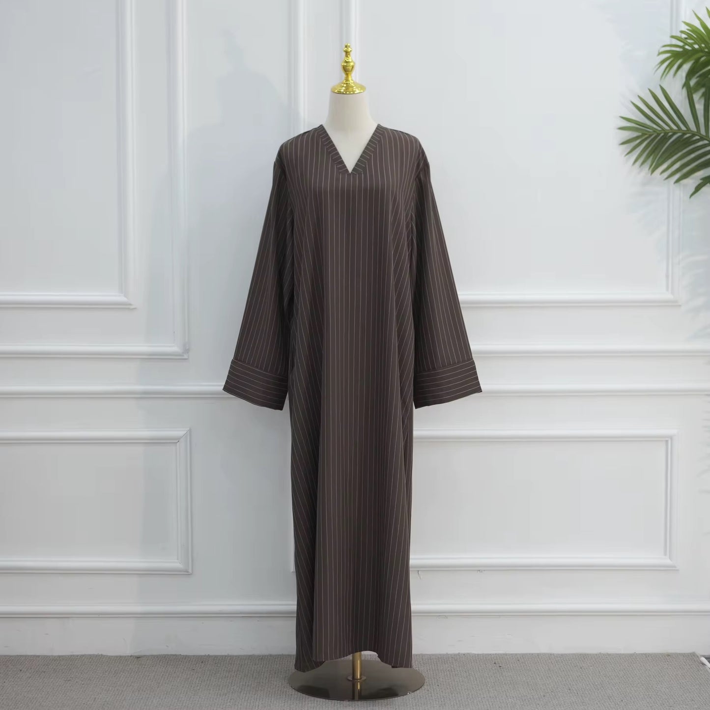 CHOU Striped Abaya