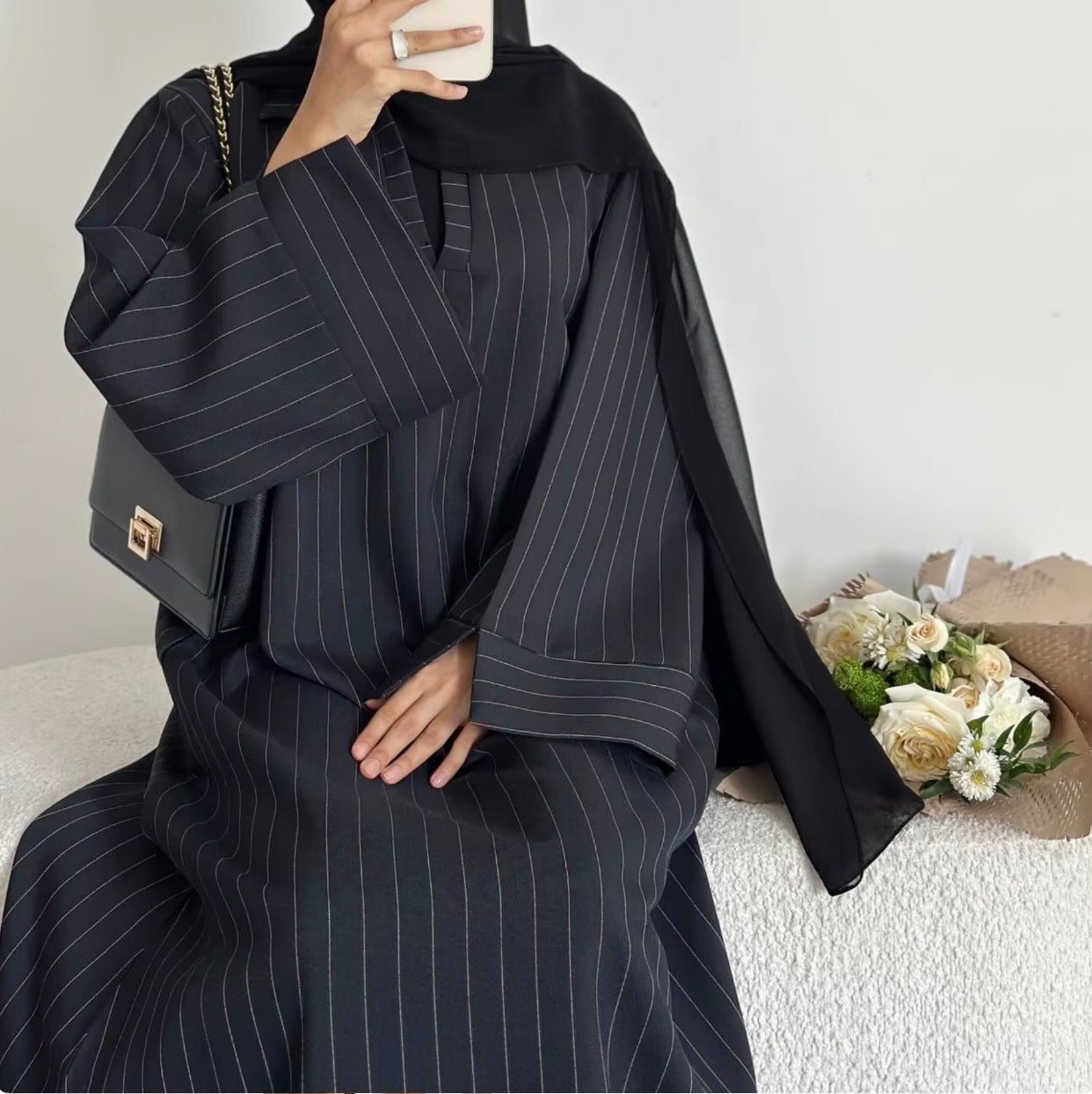 CHOU Striped Abaya